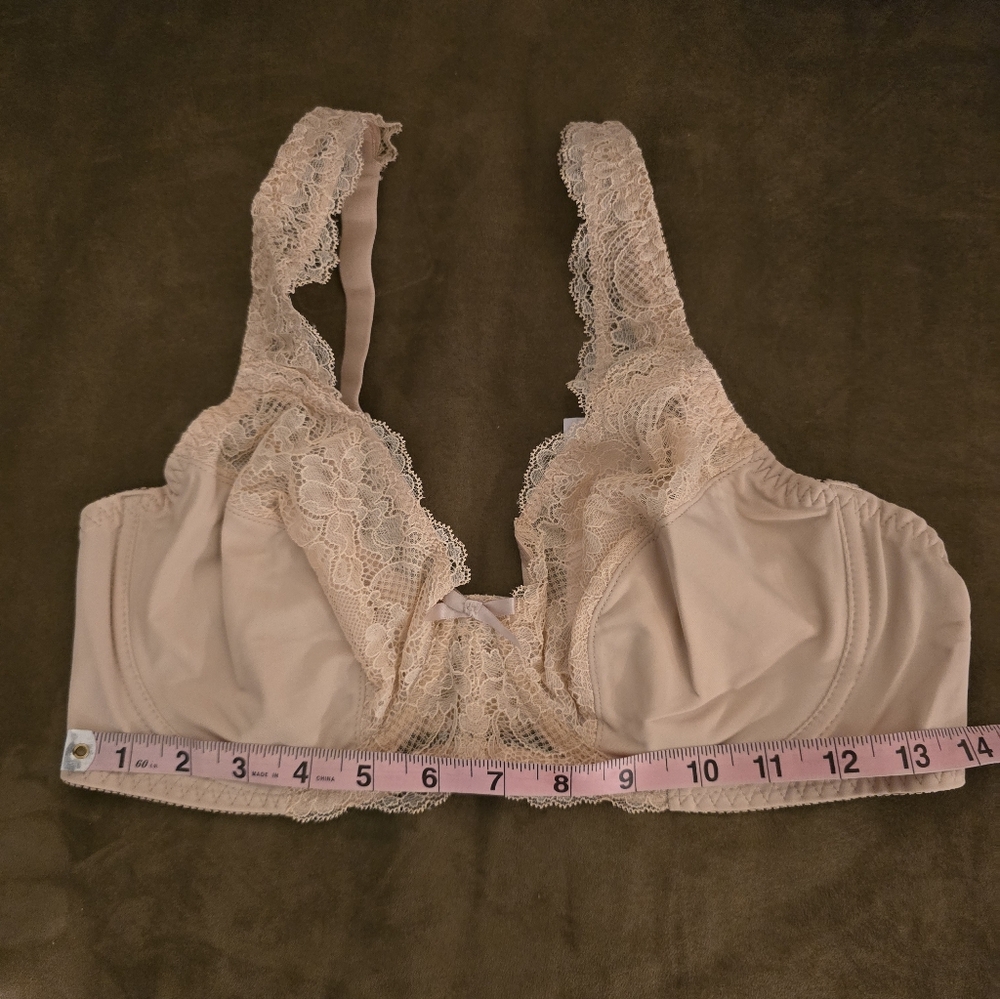 Curve Muse. Elegant Lace Minimizer Underwire Bra. Black and Tan. Size 38C. NWT. - Picture 13 of 14
